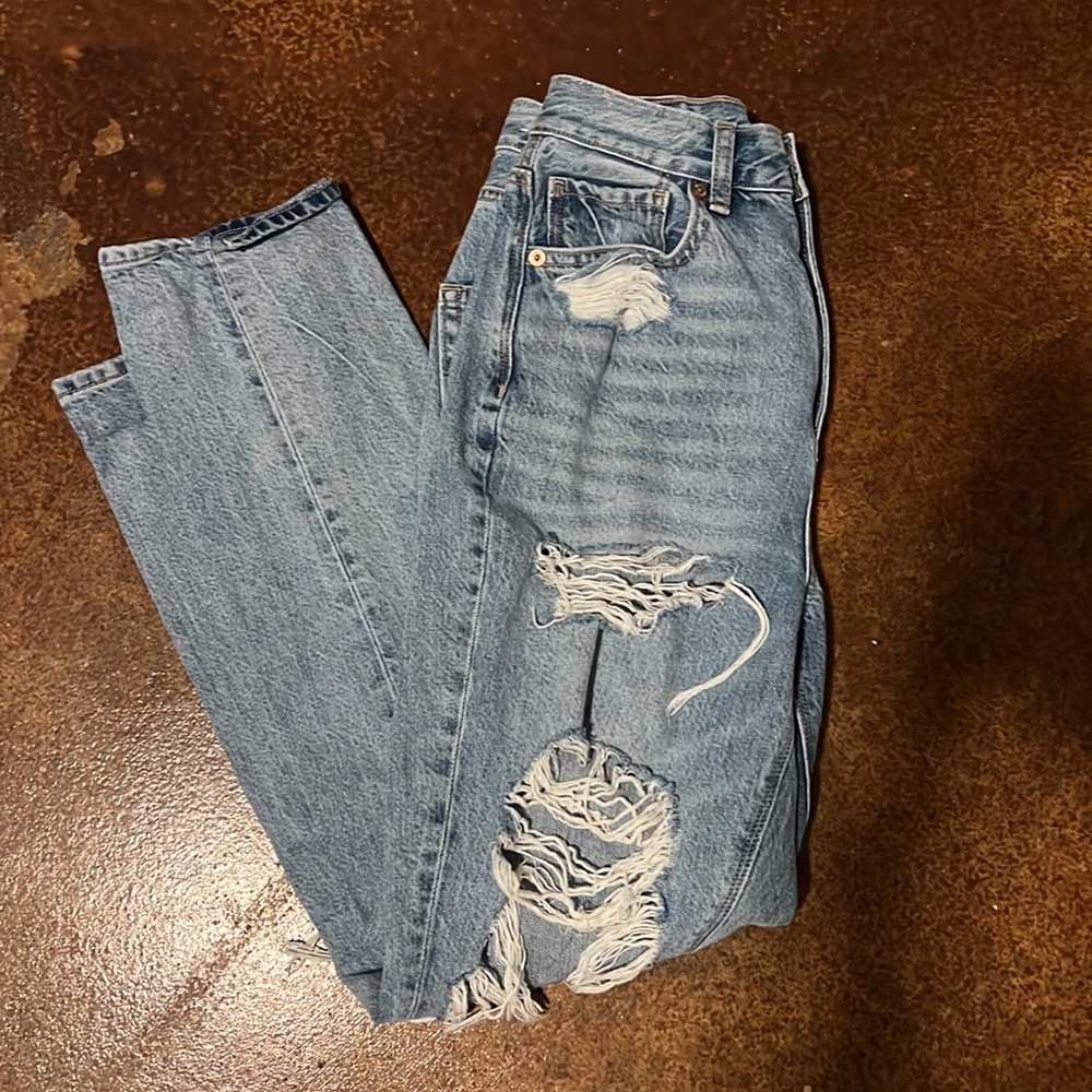 American Eagle Highest Rise Mom Jean